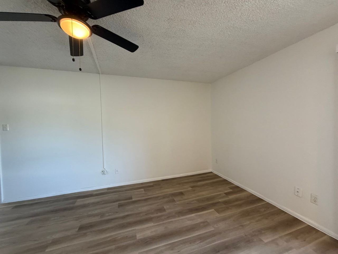 302 E Monte Vista Rd - Photo 6 of 27