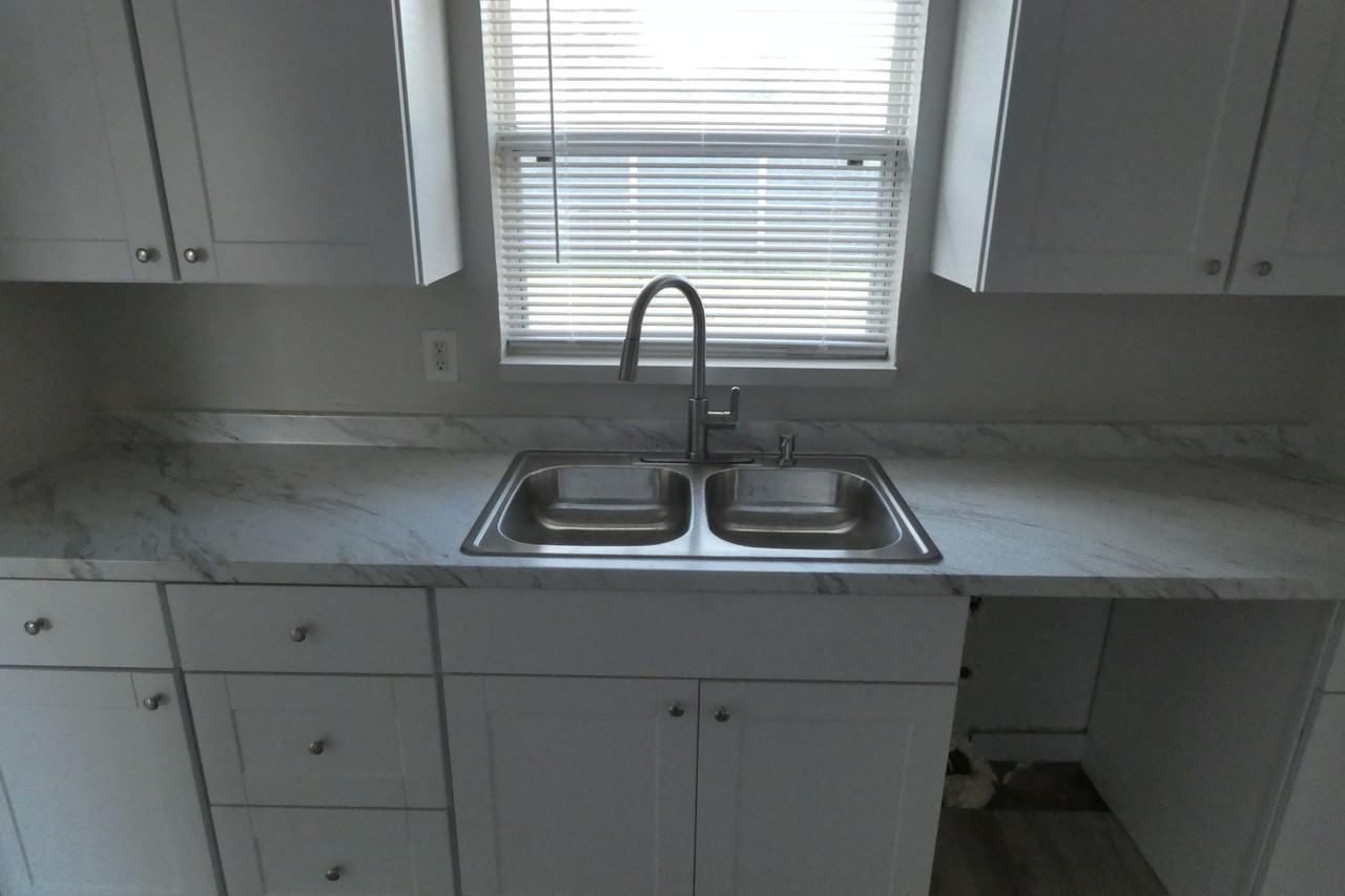 2580 58th Avenue North - Photo 6 of 14