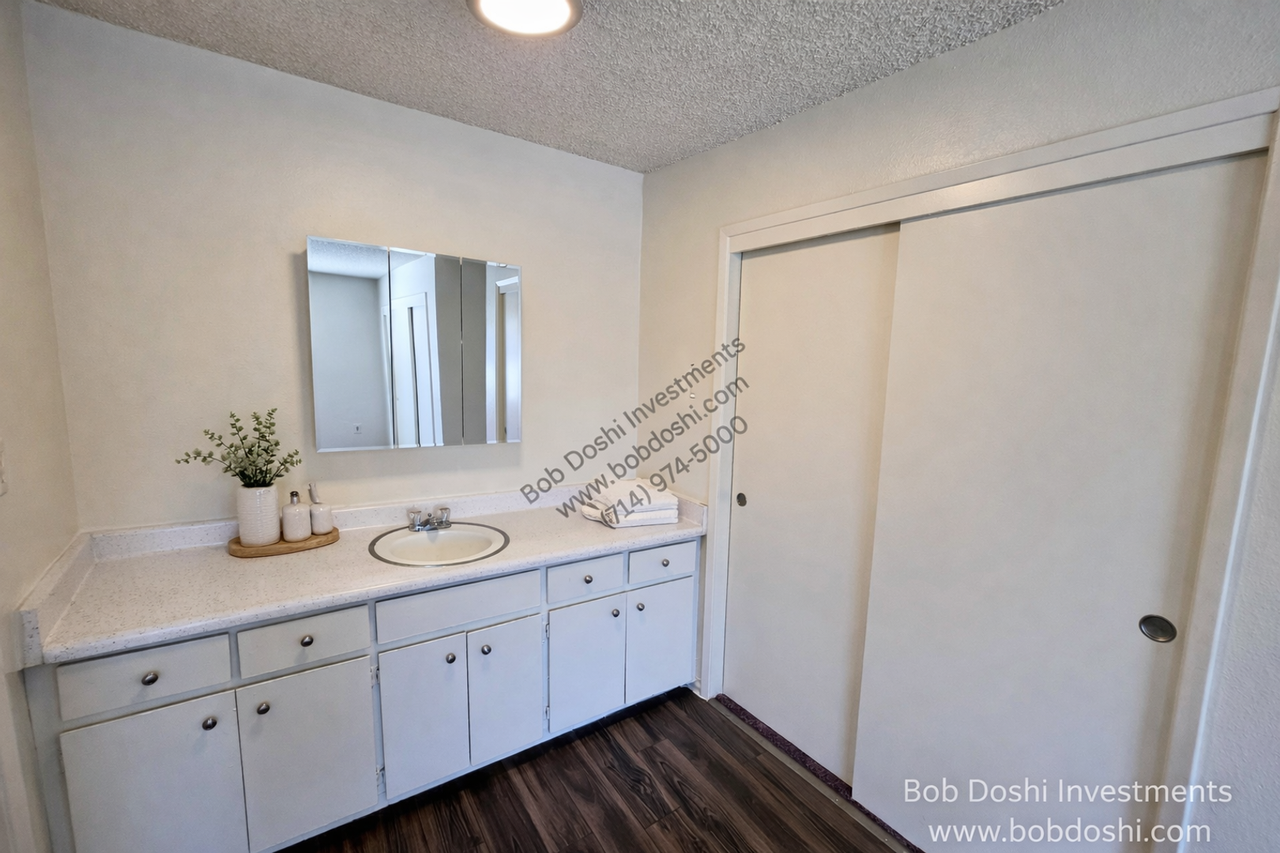 218 W. Olive Apts. - Photo 7 of 13