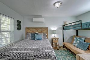 featured image of 134 N Alister St