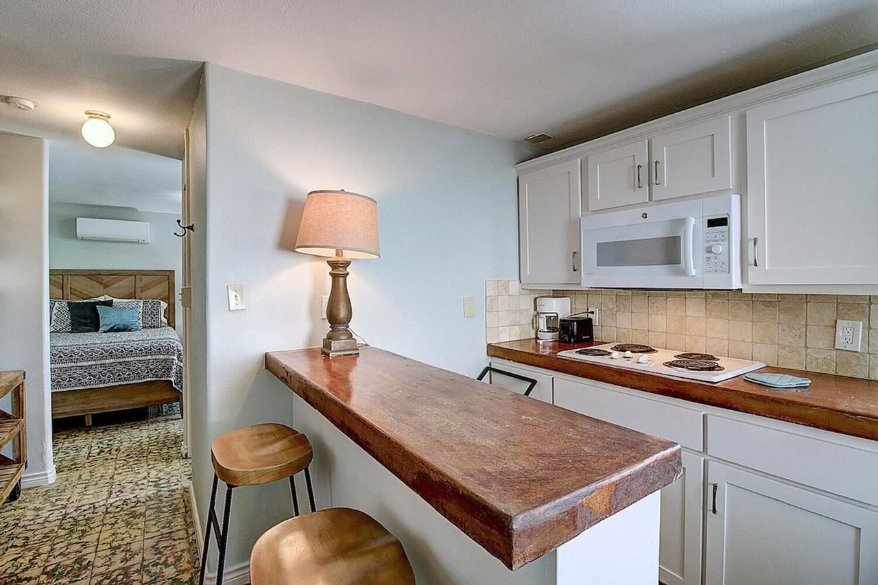 134 N Alister St #1023202P - Photo 5 of 19