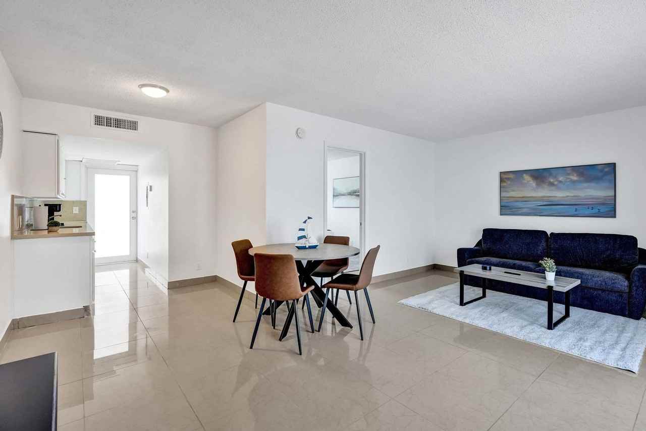 905 North Federal Highway - Photo 2 of 43