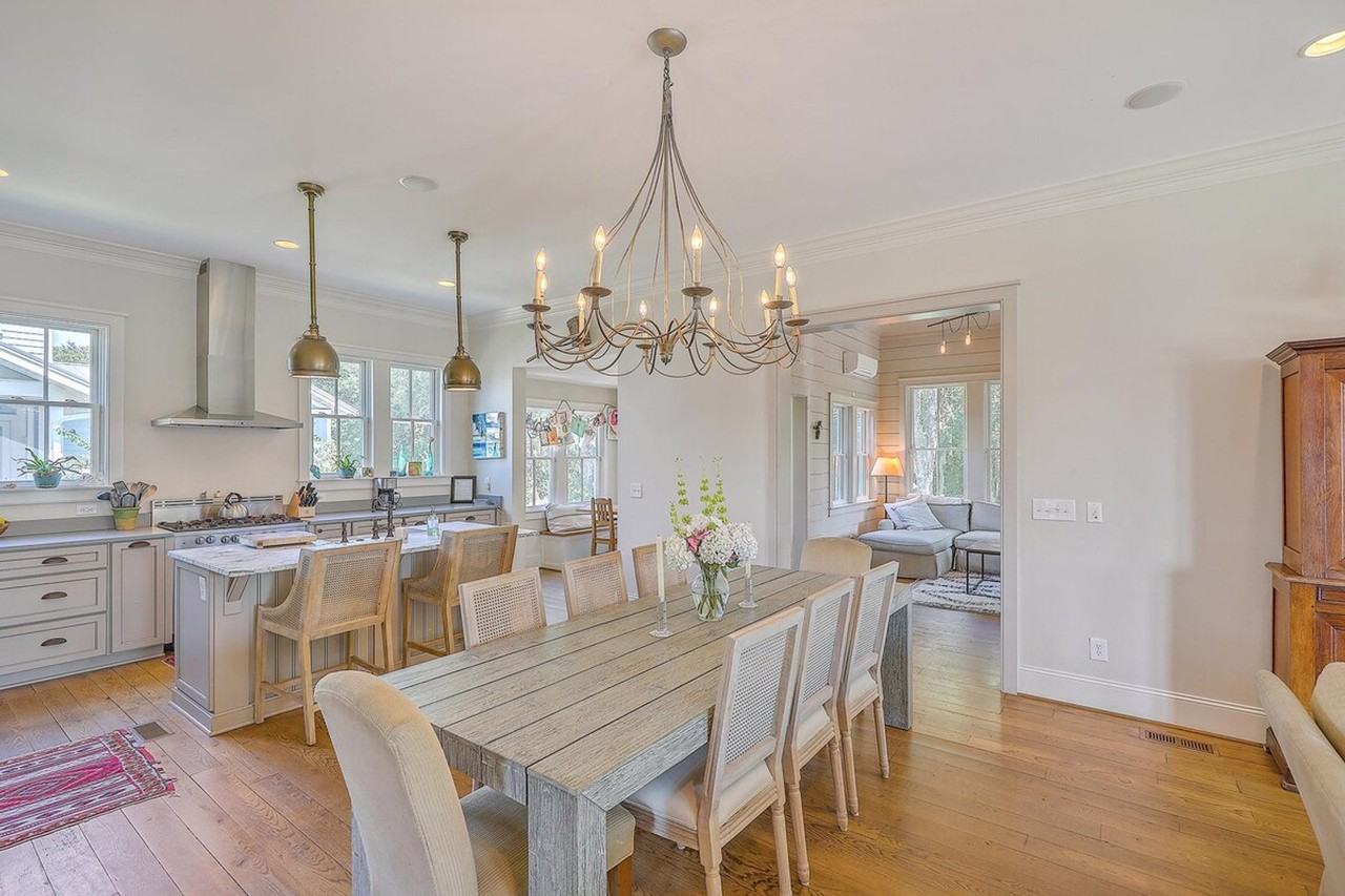 1624 Diddy Dr #1504780P - Photo 3 of 44