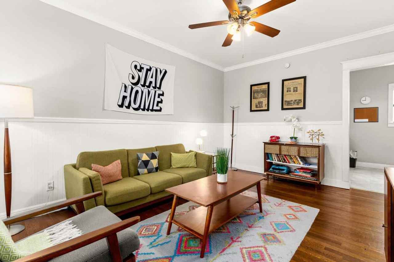 203 W Magnolia Ave #1496380P - Photo 5 of 16