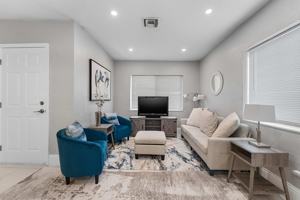 featured image of 2227 Cody St