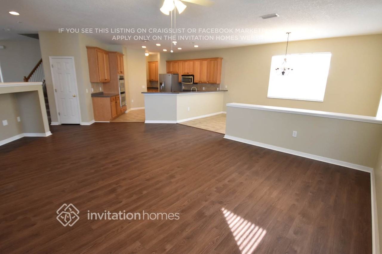 11135 Golden Silence Dr - Photo 3 of 18