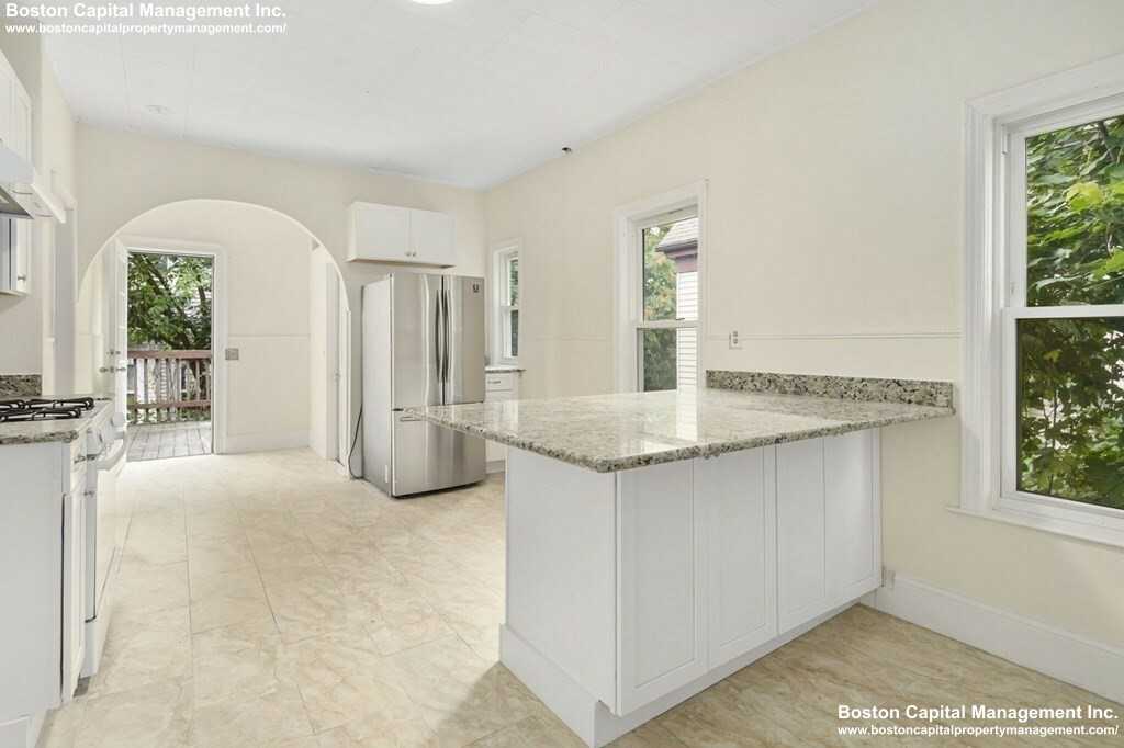 86 Elm St #2 - Photo 2 of 12