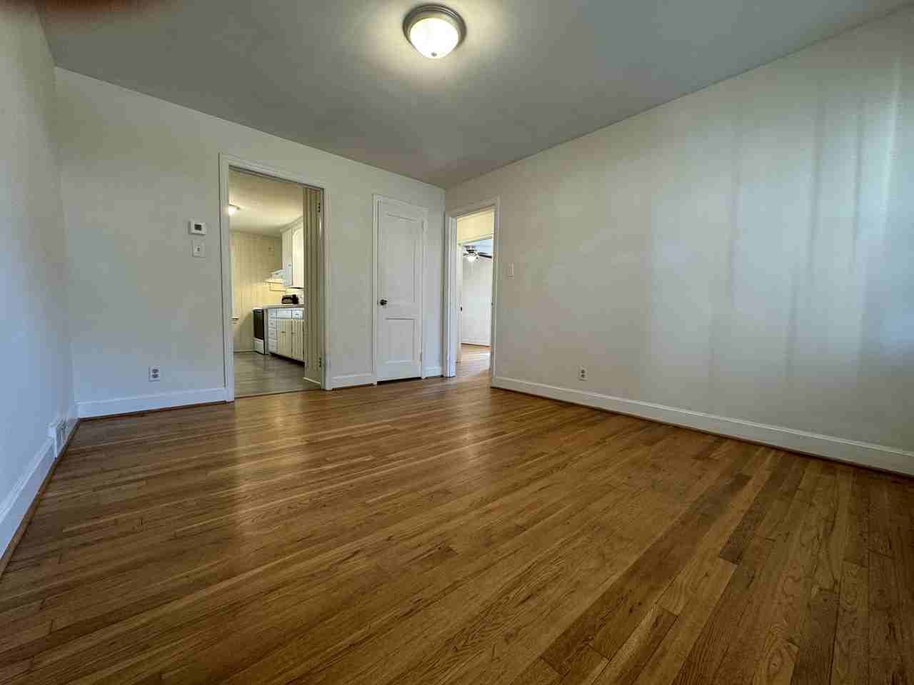 131 NE Shady Blvd Unit 1, Winston Salem 27101 - Photo 3 of 19