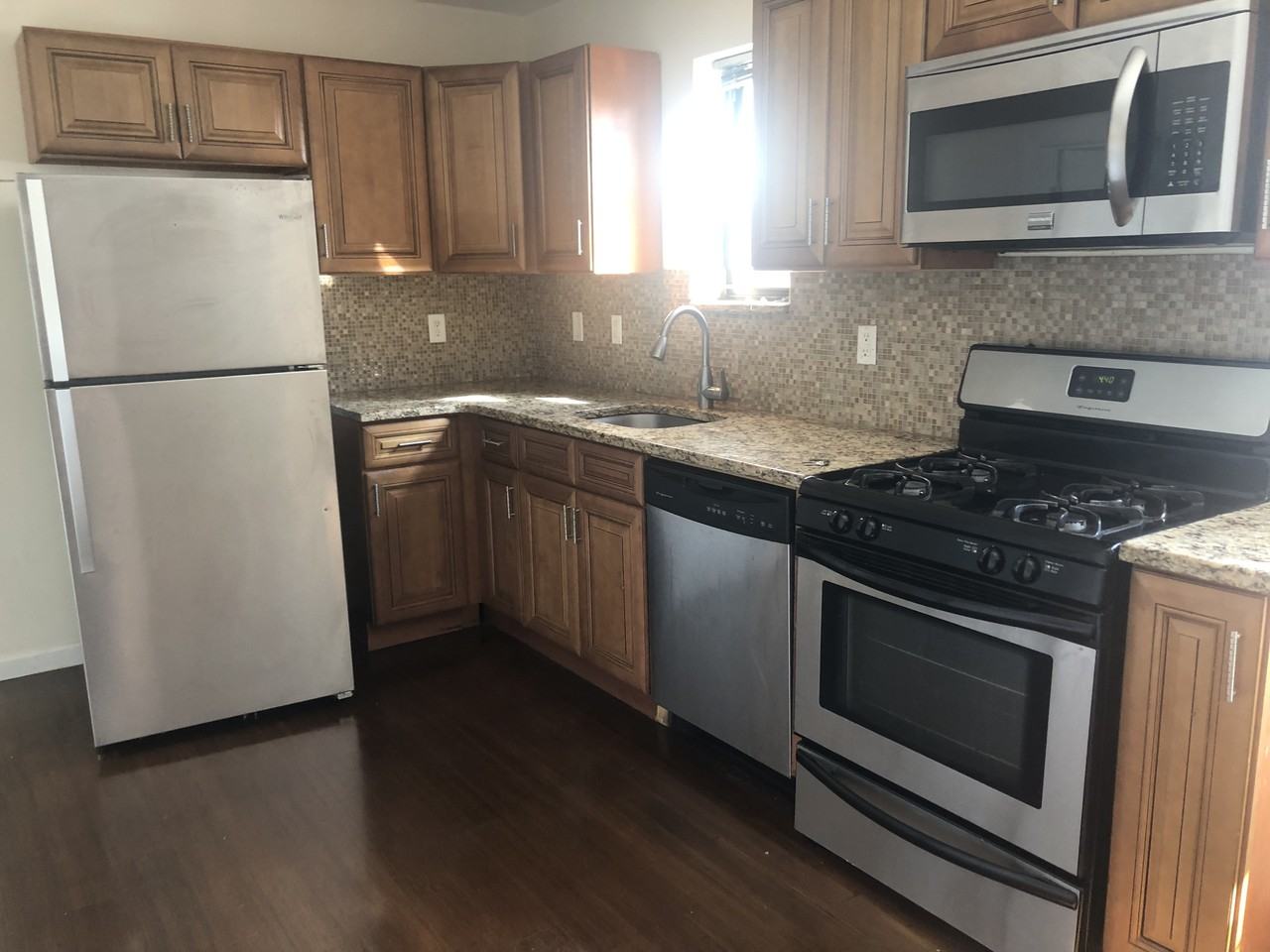 529 54th Street #1 - Photo 6 of 26