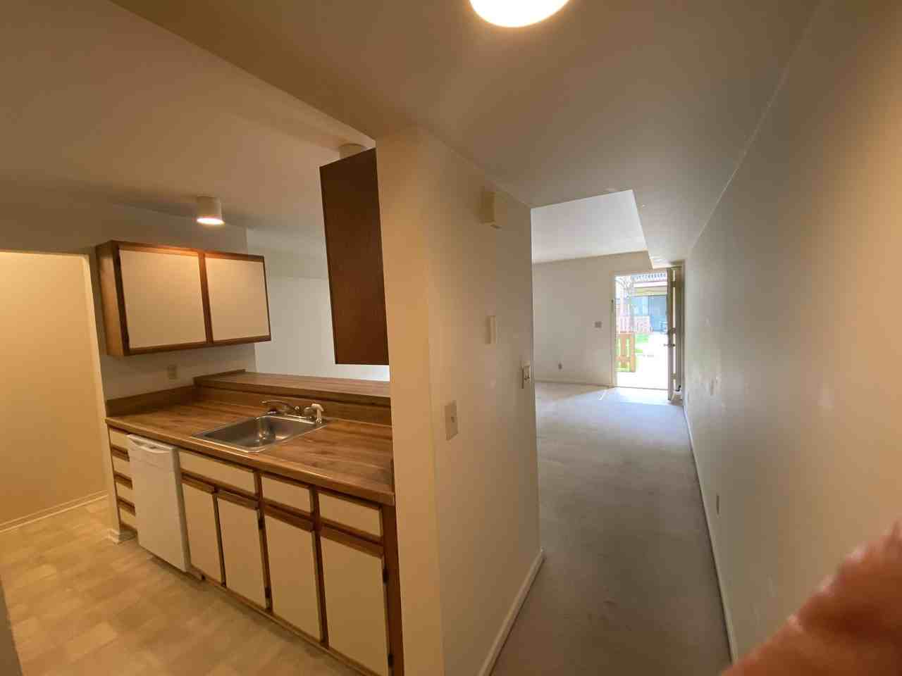 1000 Linden Ave #N110 - Photo 4 of 16