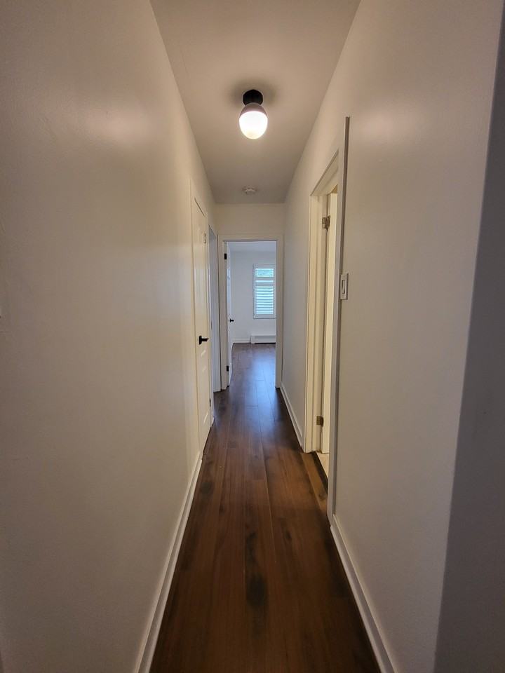 965 Eglinton Avenue West #2 - Photo 7 of 15