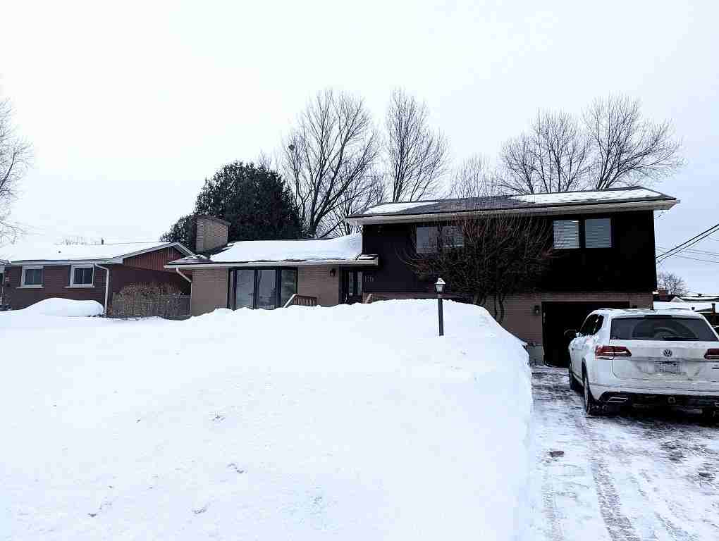 57 Sherry Lane - Photo 2 of 21