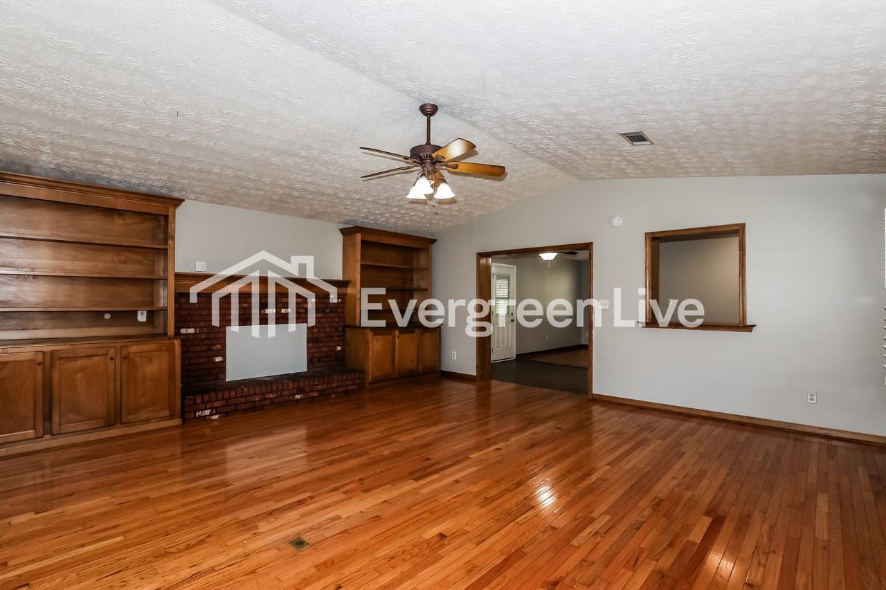 1186 Highway 155 N - Photo 2 of 15