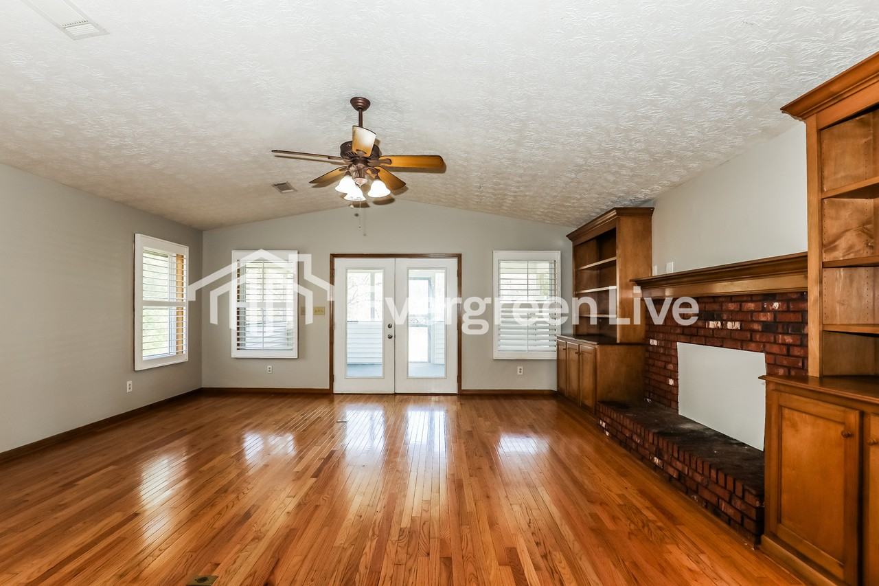 1186 Highway 155 N - Photo 3 of 15