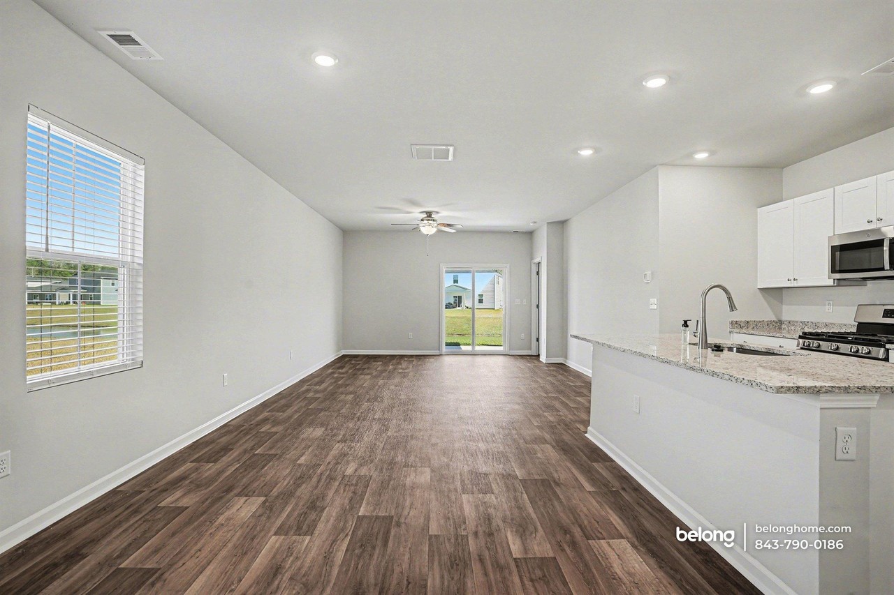 1055 Sentinel Ct - Photo 4 of 17