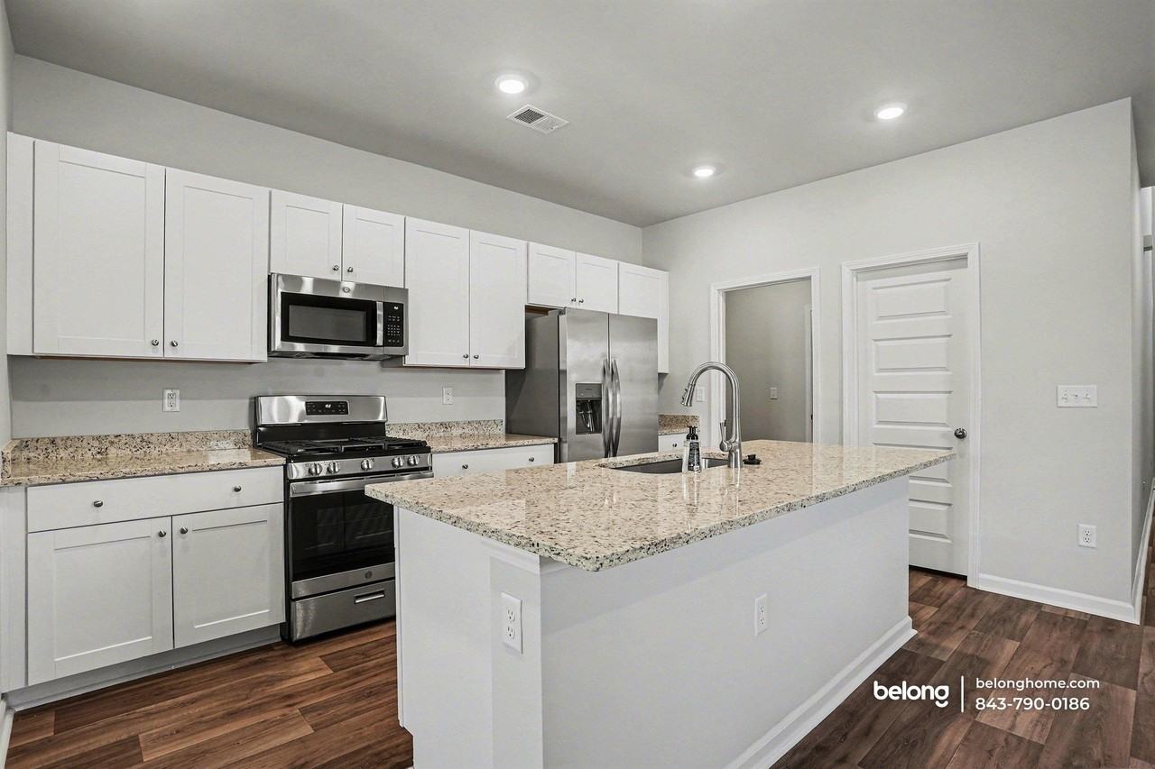 1055 Sentinel Ct - Photo 5 of 17