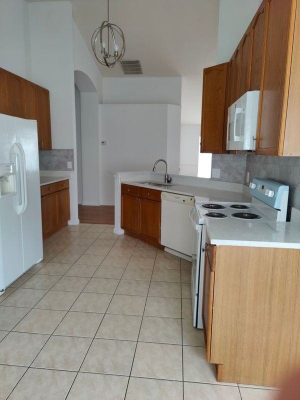 3405 Willow Branch Ln - Photo 5 of 15