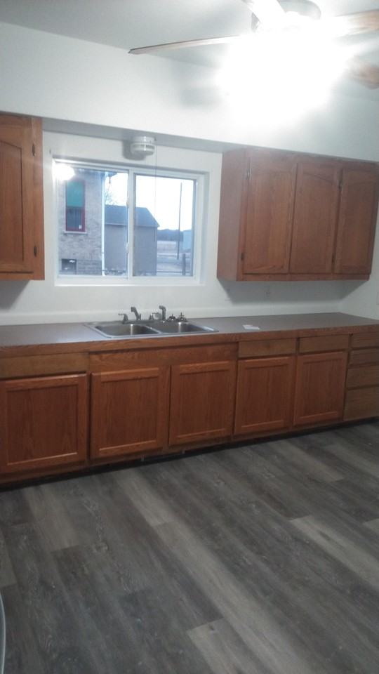 2515 S Poseyville Rd #2515 - Photo 2 of 4