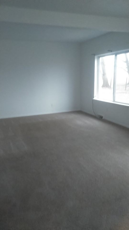 2515 S Poseyville Rd #2515 - Photo 4 of 4