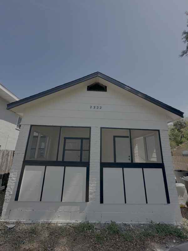 2222 10th St S - Photo 2 of 4