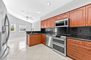 featured image of 14066 Glenlyon Ct