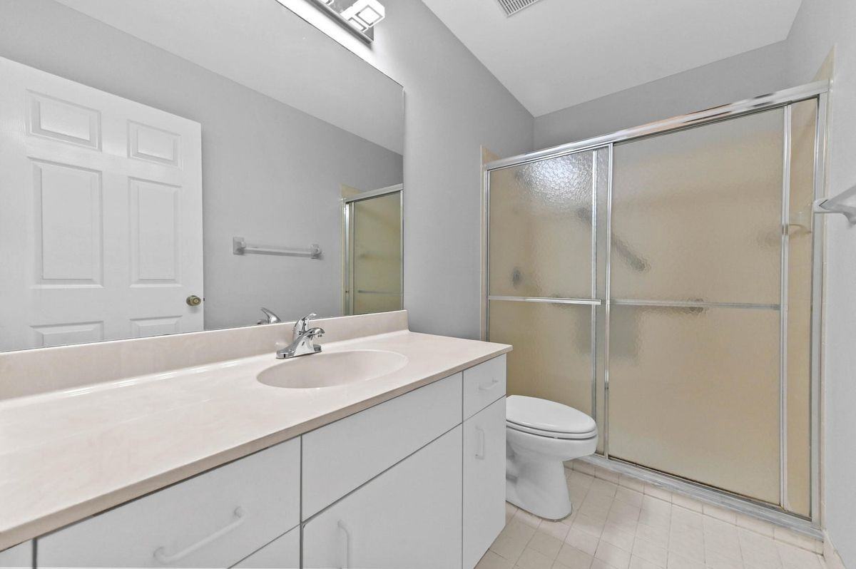14066 Glenlyon Ct - Photo 6 of 17