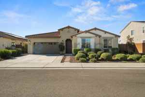 featured image of 1465 Blossom Way