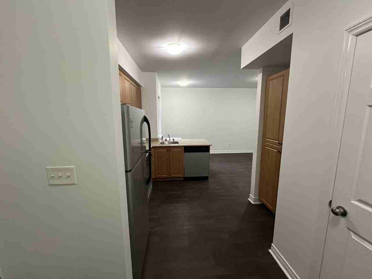 940 Bloor Street West - Photo 6 of 22