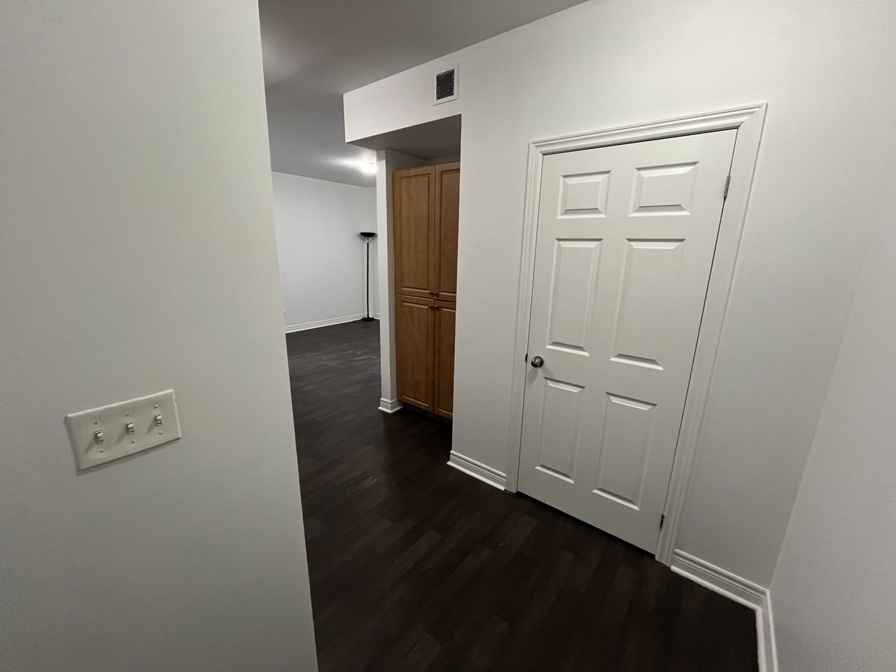 940 Bloor Street West - Photo 7 of 22