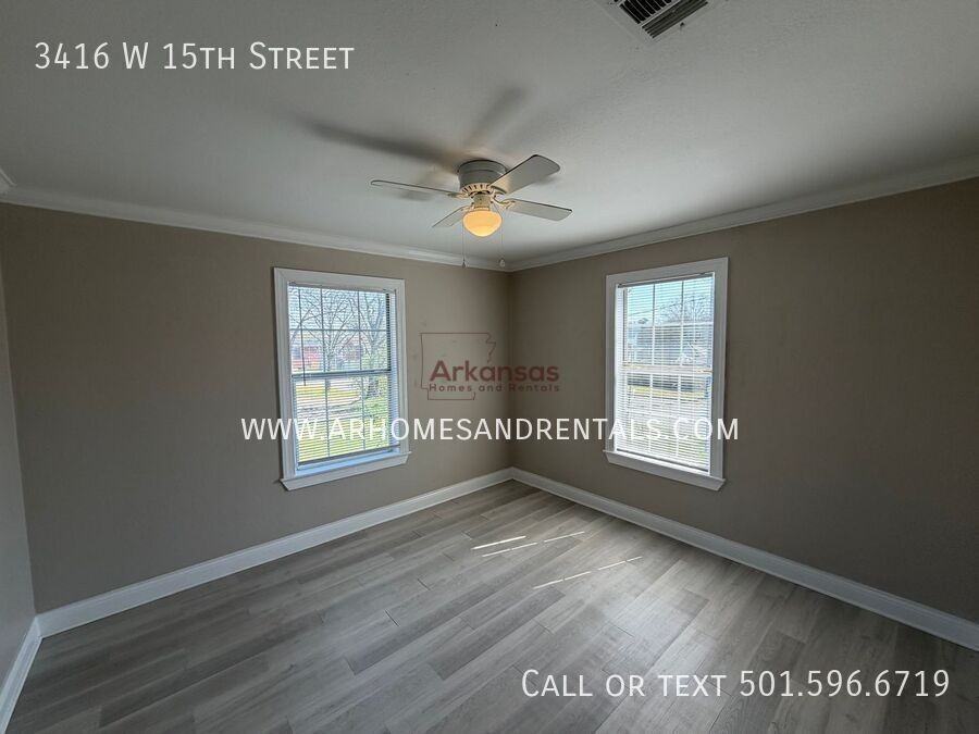 3416 W 15th St - Photo 3 of 9