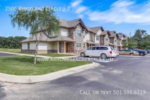 featured image of 2506 Ridgeland Cir #2