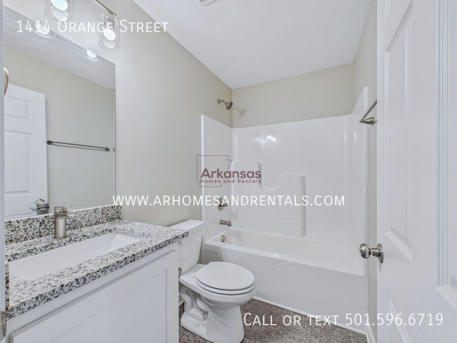 1414 Orange St - Photo 6 of 12