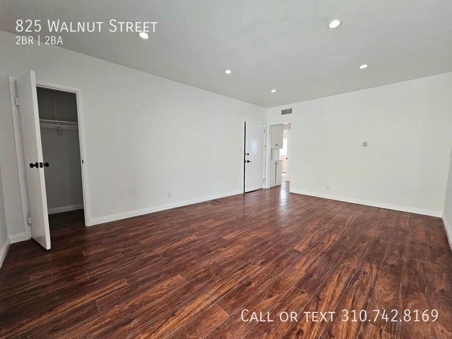 825 Walnut St - Photo 2 of 10