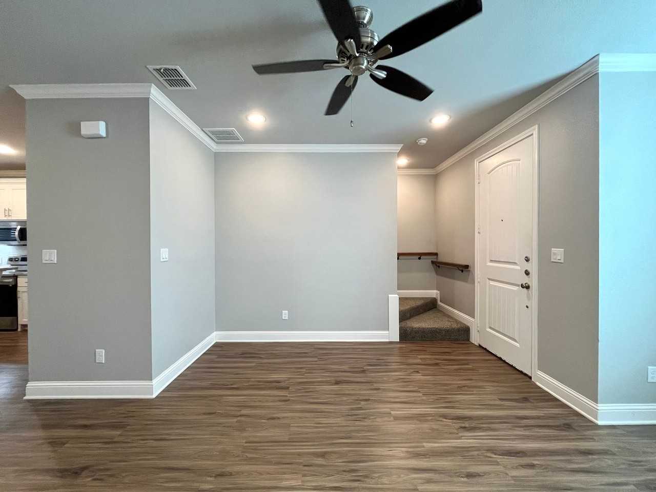 Aria Village - Photo 7 of 50