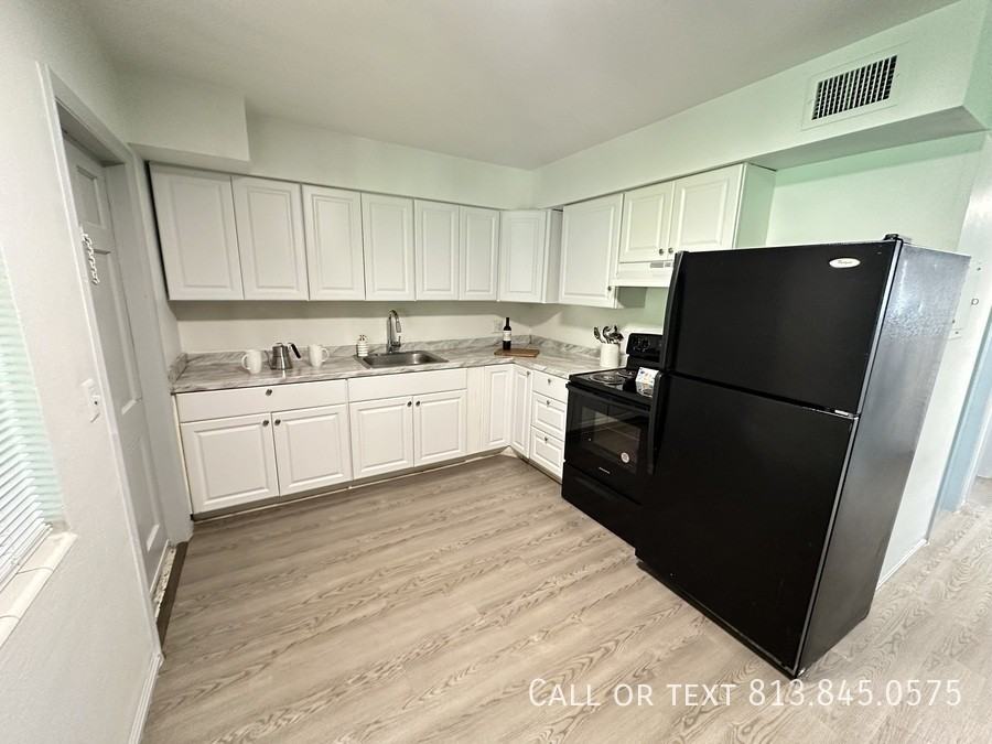 3316 31st Ave N #201 - Photo 2 of 9