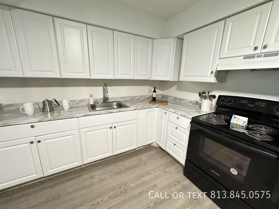 3316 31st Ave N #201 - Photo 3 of 9