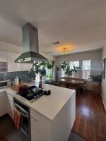 featured image of 917 E 39th St #917