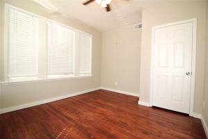 featured image of 2309 Wesley St #2309D