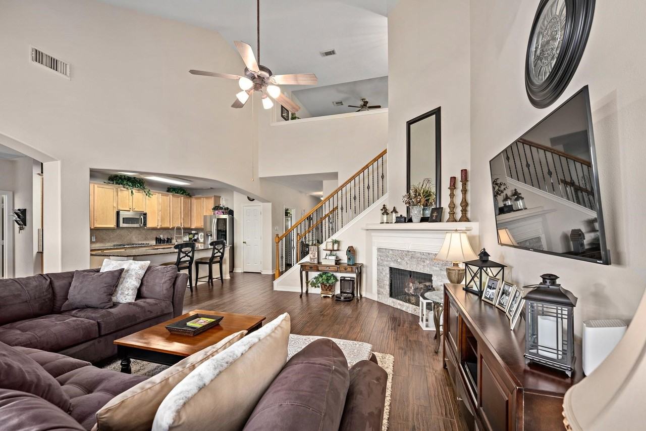 11506 Aucuba Ln #11506 - Photo 2 of 31