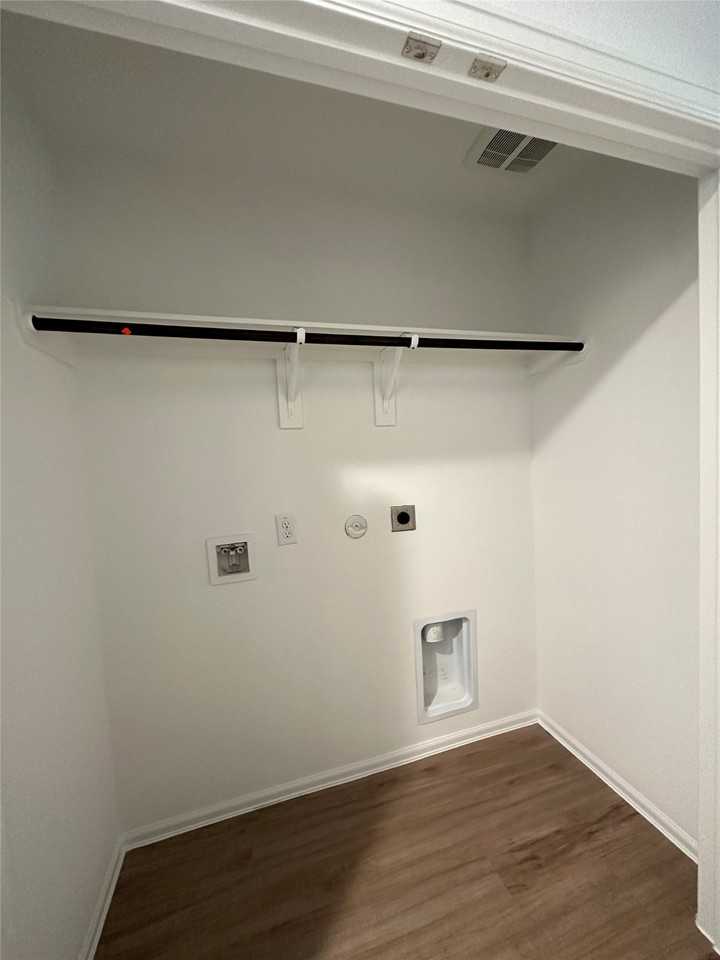 4130 Brazos Brook Trl #4130 - Photo 3 of 20