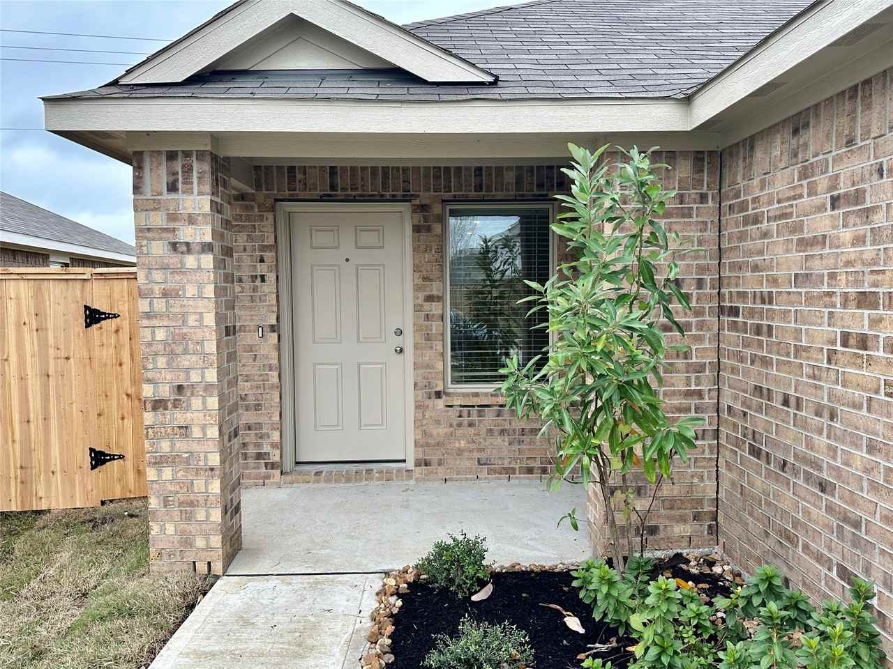 4130 Brazos Brook Trl #4130 - Photo 5 of 20