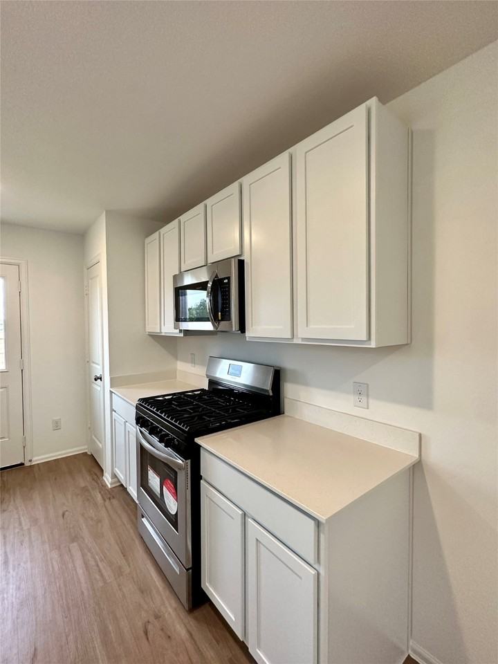 4130 Brazos Brook Trl #4130 - Photo 7 of 20