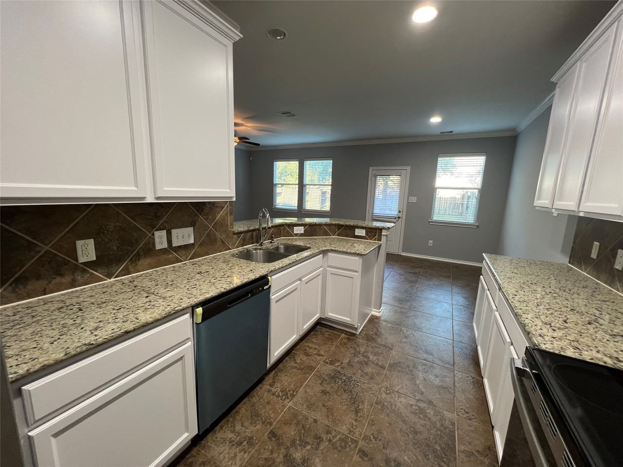 6419 Densberry Ln #6419 - Photo 3 of 35