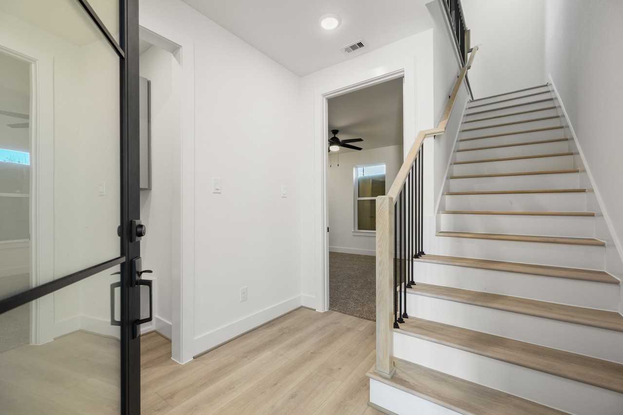 6326 Del Rio St #6326 - Photo 3 of 39