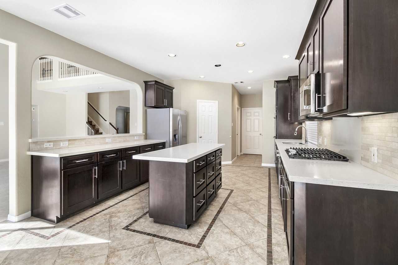 803 Chisel Point Dr #803 - Photo 6 of 36