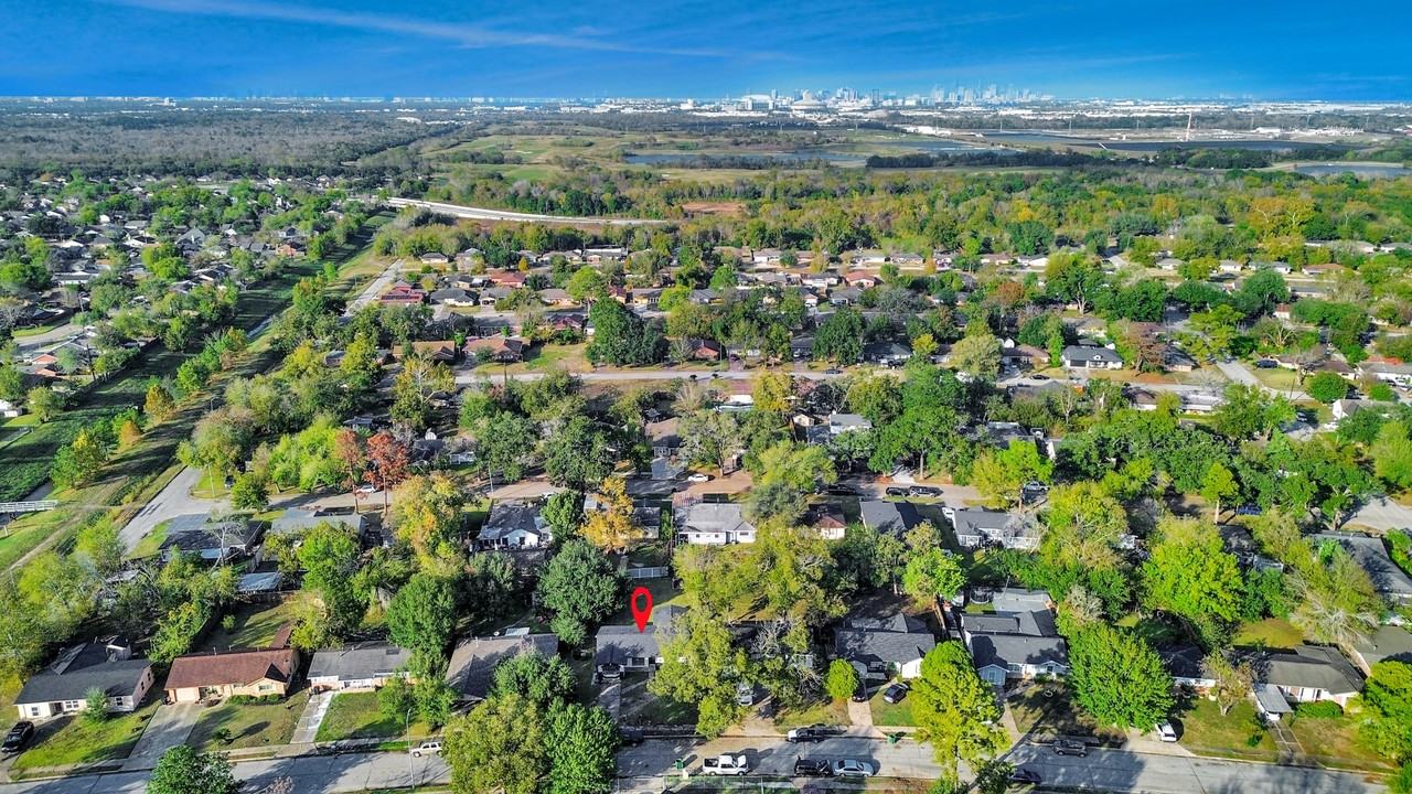 2926 Knotty Oaks Trl #2926 - Photo 2 of 38