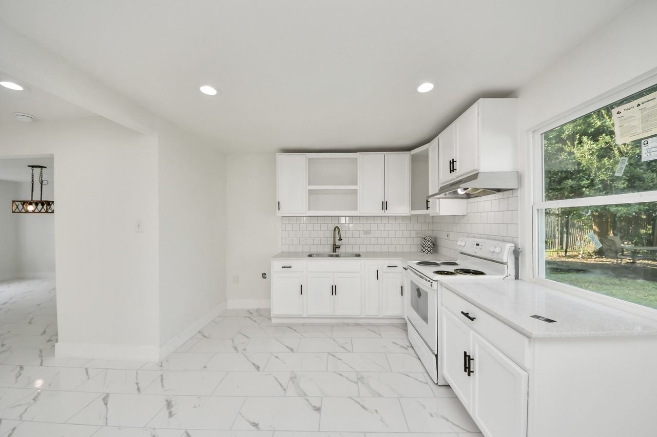 2926 Knotty Oaks Trl #2926 - Photo 5 of 38