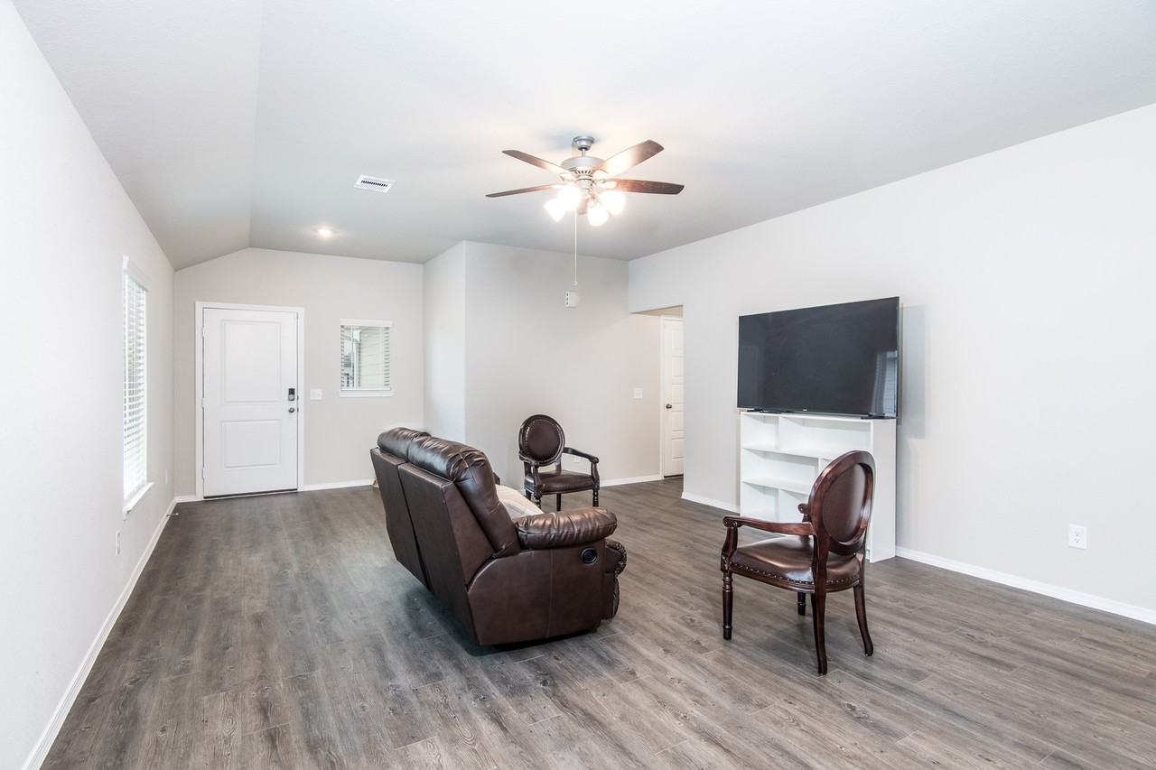 11599 Lazy Oak Creek Dr #11599 - Photo 7 of 22