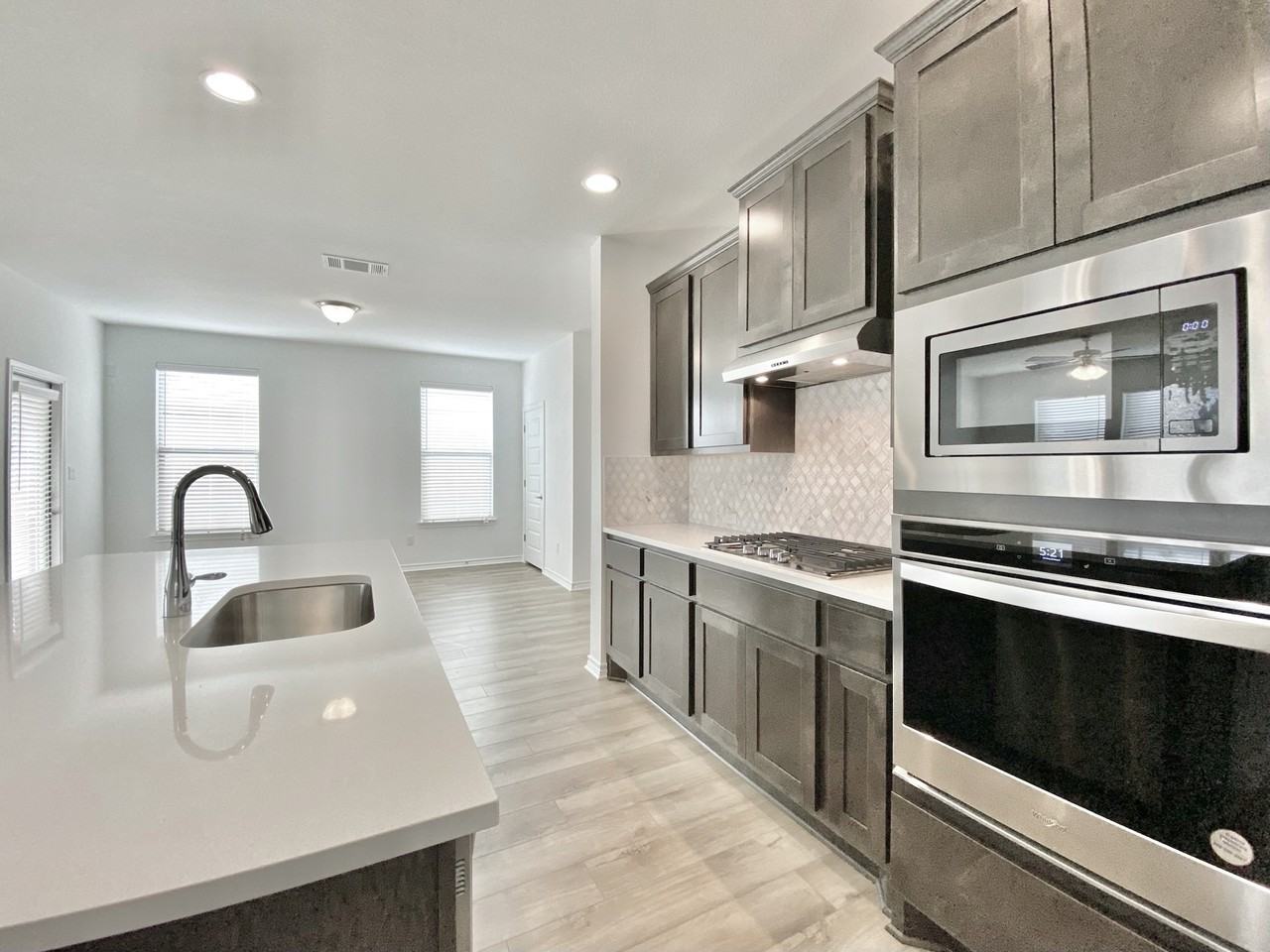 1852 Turtle Bay Loop #1852 - Photo 5 of 38