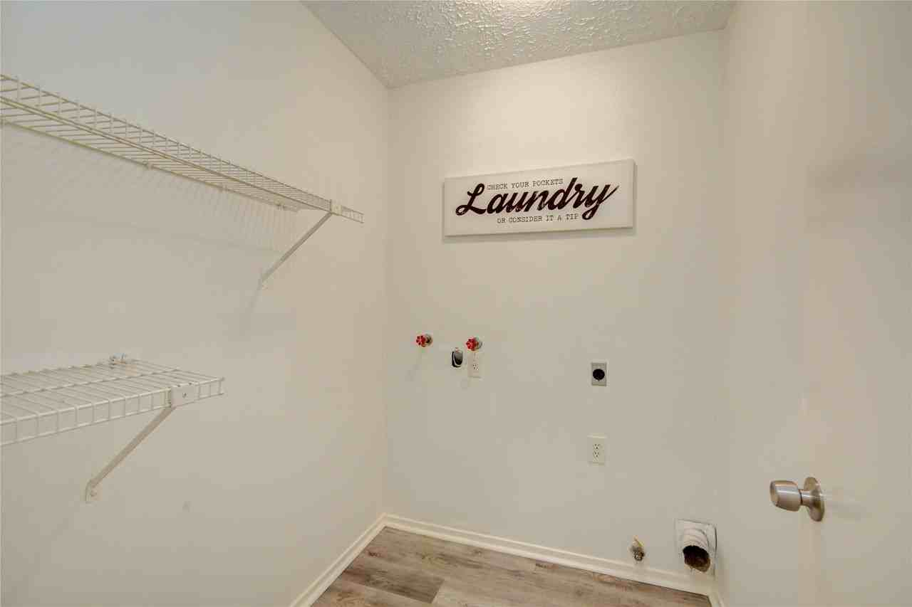 1911 Ripple Creek Dr #1911 - Photo 3 of 34